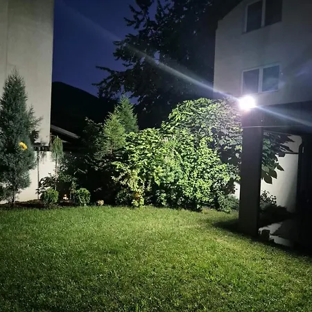 ゲストハウス Mahala 3*